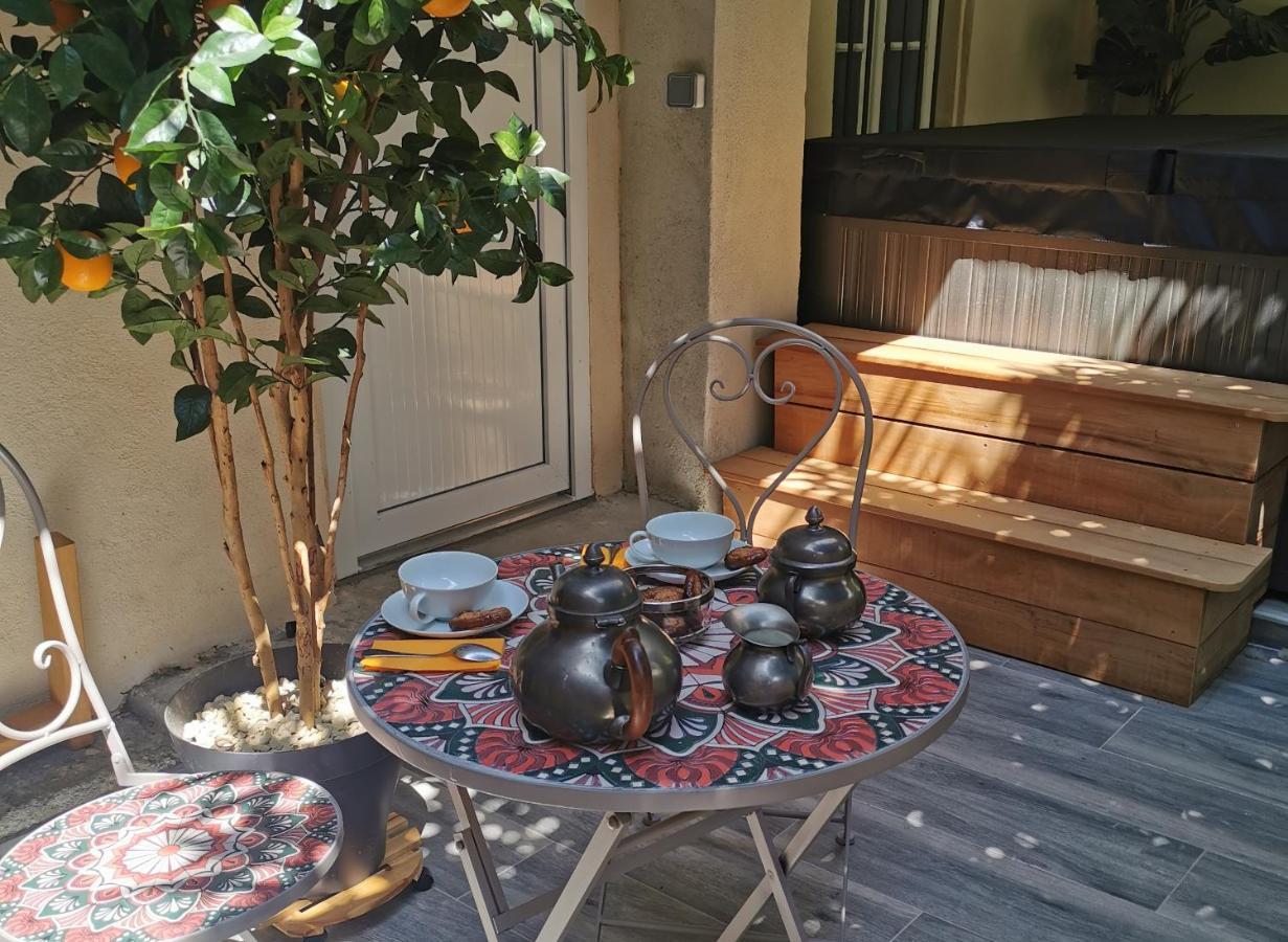 Le Cellier De Beaulieu, Au Pied De La Cite, Maison De Vacances Avec Climatisation Et Jacuzzi Carcassonne Ngoại thất bức ảnh