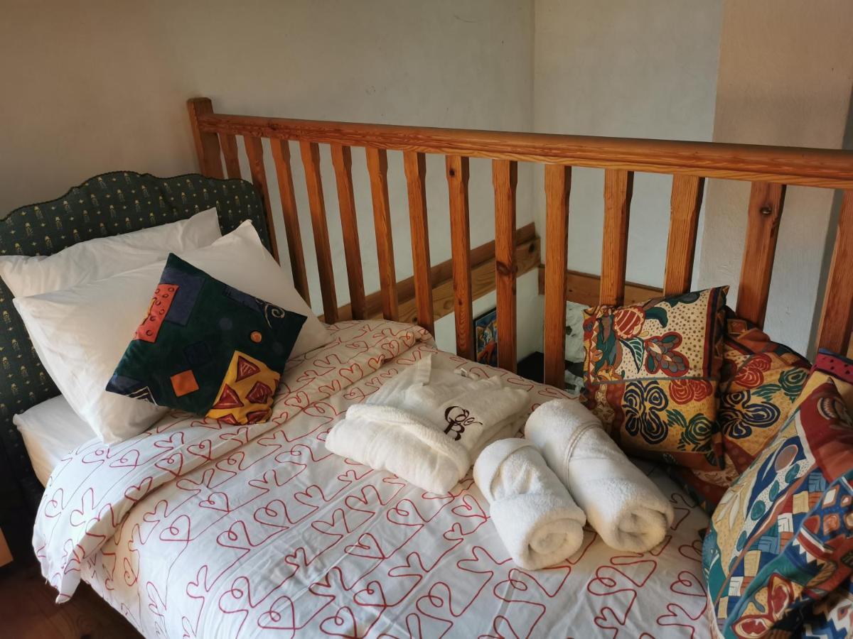 Le Cellier De Beaulieu, Au Pied De La Cite, Maison De Vacances Avec Climatisation Et Jacuzzi Carcassonne Ngoại thất bức ảnh