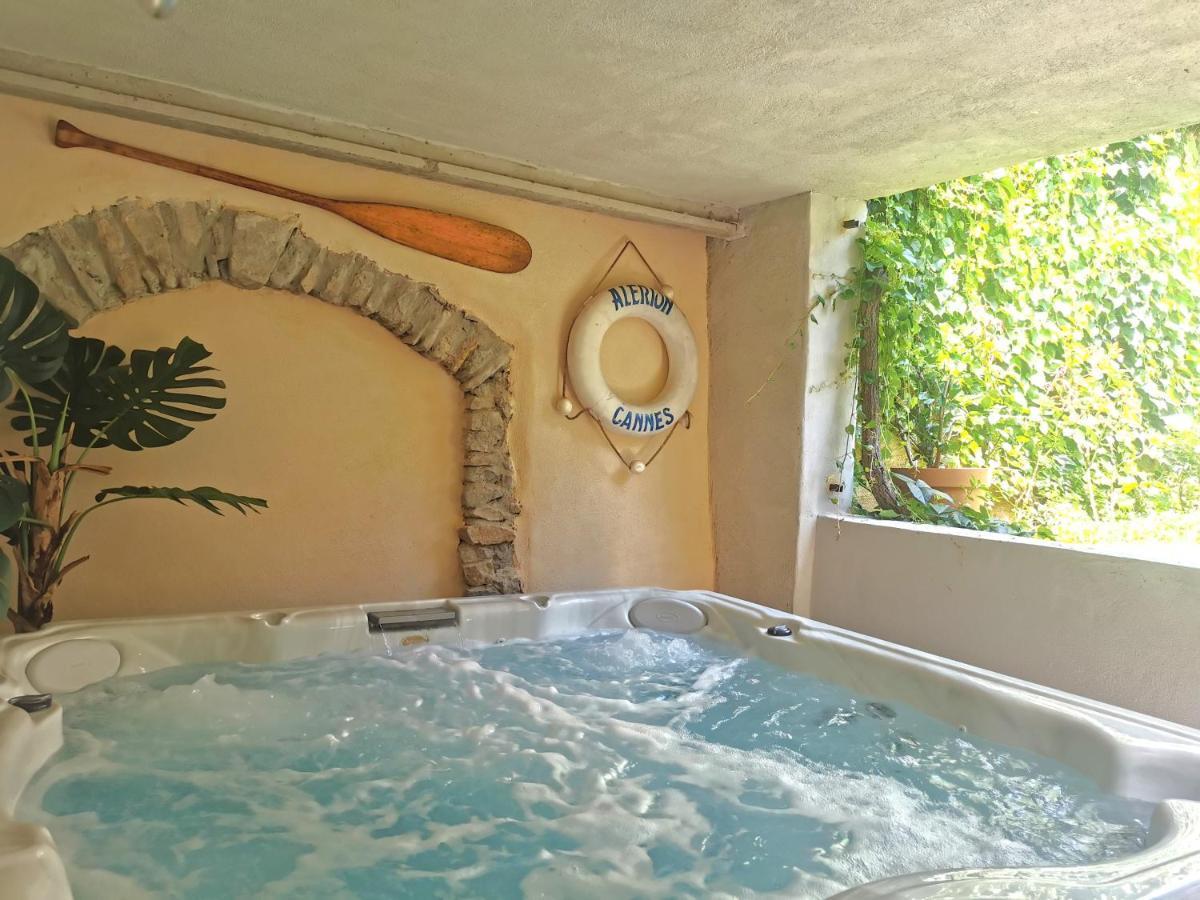 Le Cellier De Beaulieu, Au Pied De La Cite, Maison De Vacances Avec Climatisation Et Jacuzzi Carcassonne Ngoại thất bức ảnh
