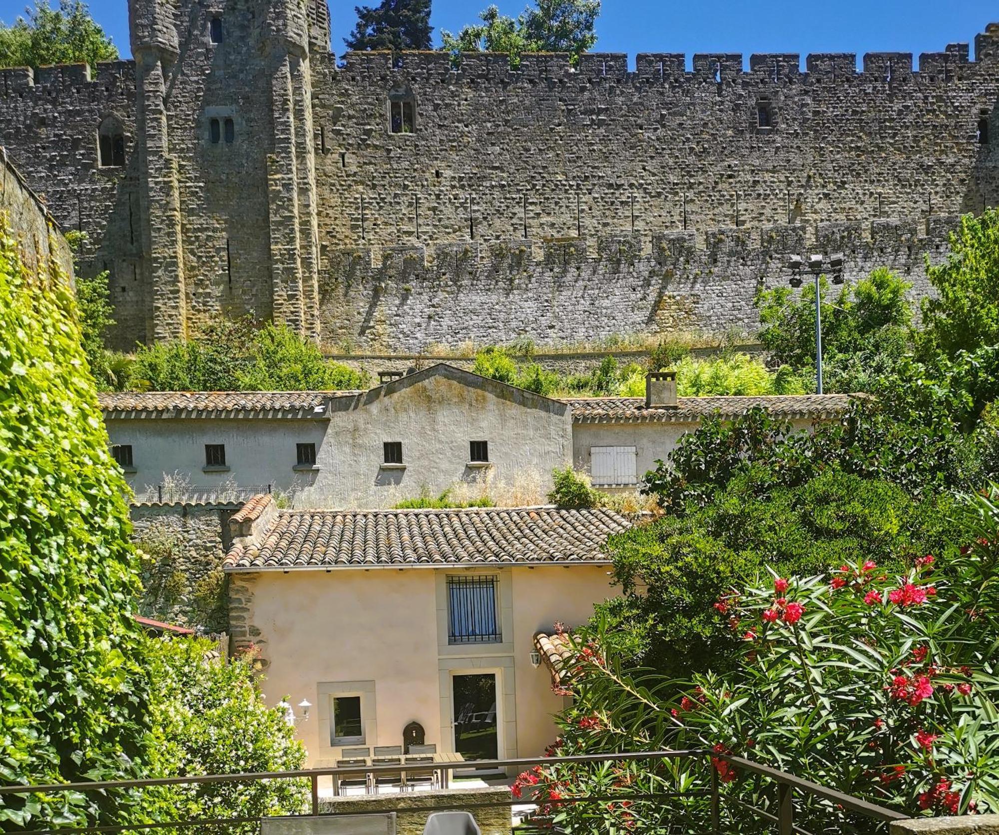 Le Cellier De Beaulieu, Au Pied De La Cite, Maison De Vacances Avec Climatisation Et Jacuzzi Carcassonne Ngoại thất bức ảnh